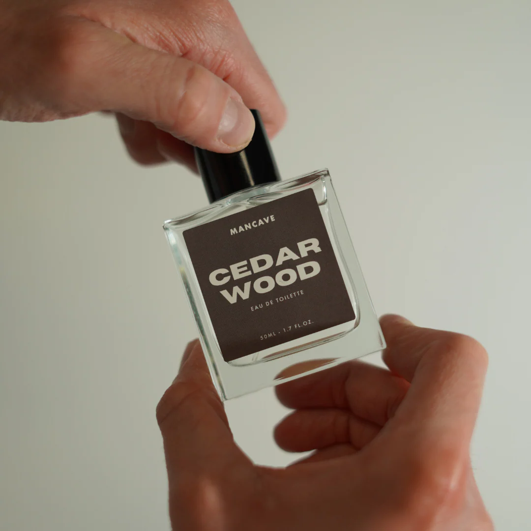 Cedarwood Eau de Toilette Spray 50ml - Image 3