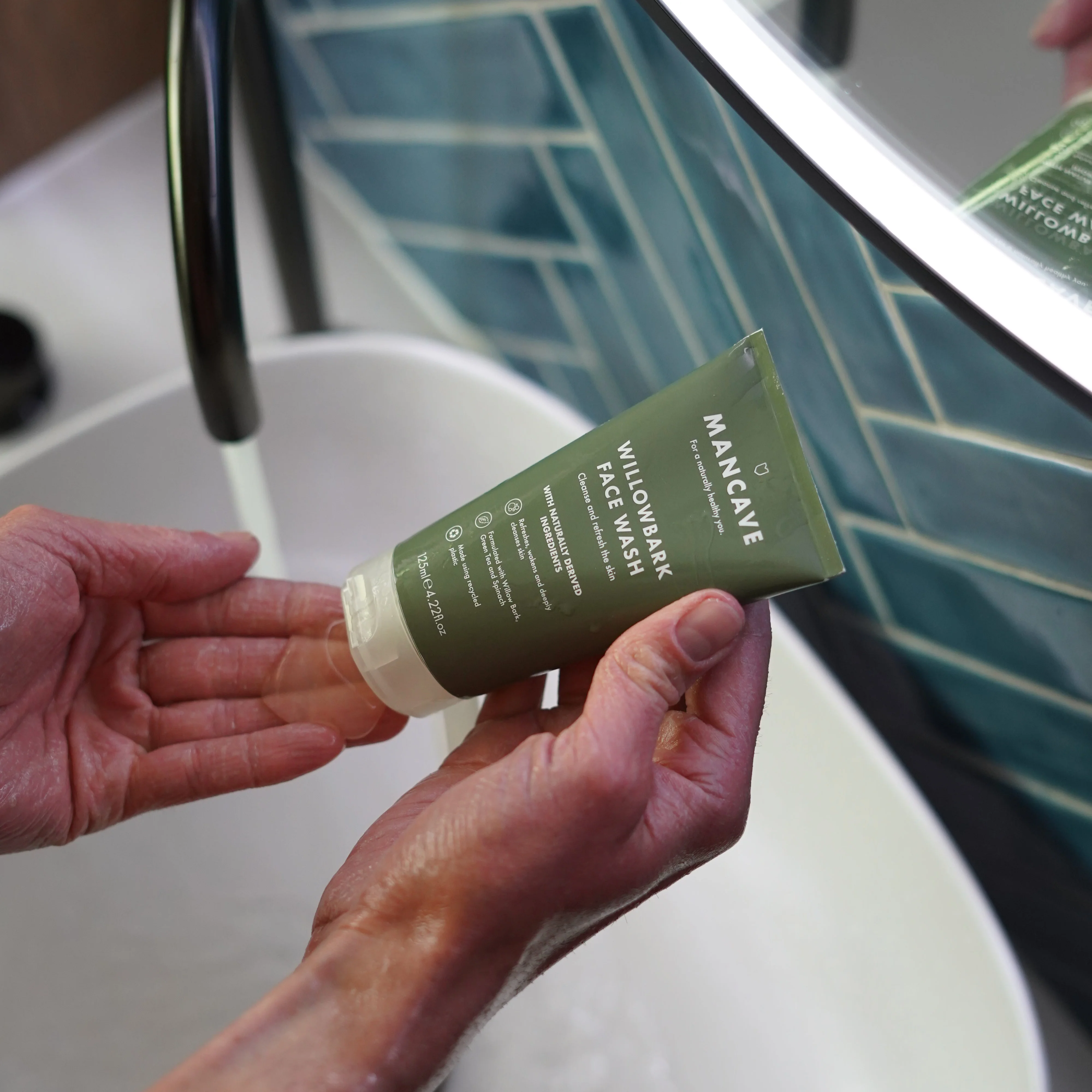 Complete Routine Wash Bag - Image 5